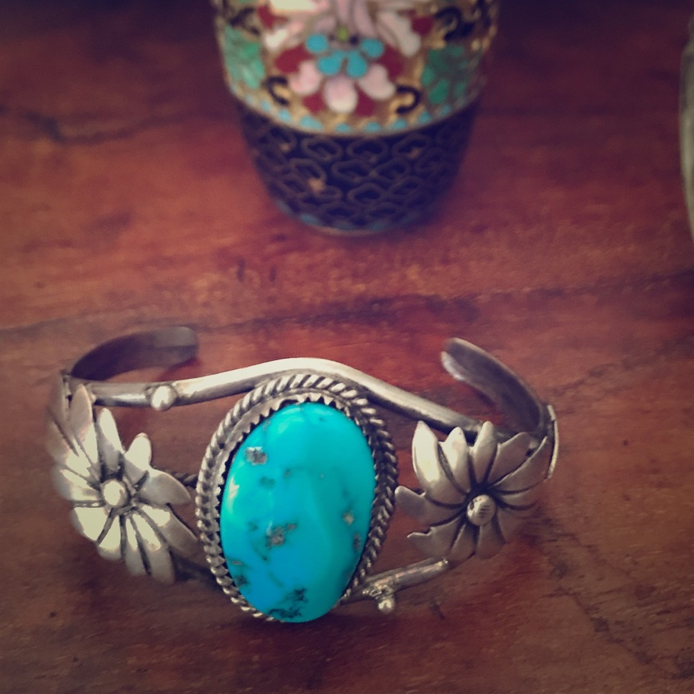 Lovely Native American sterling bracelet